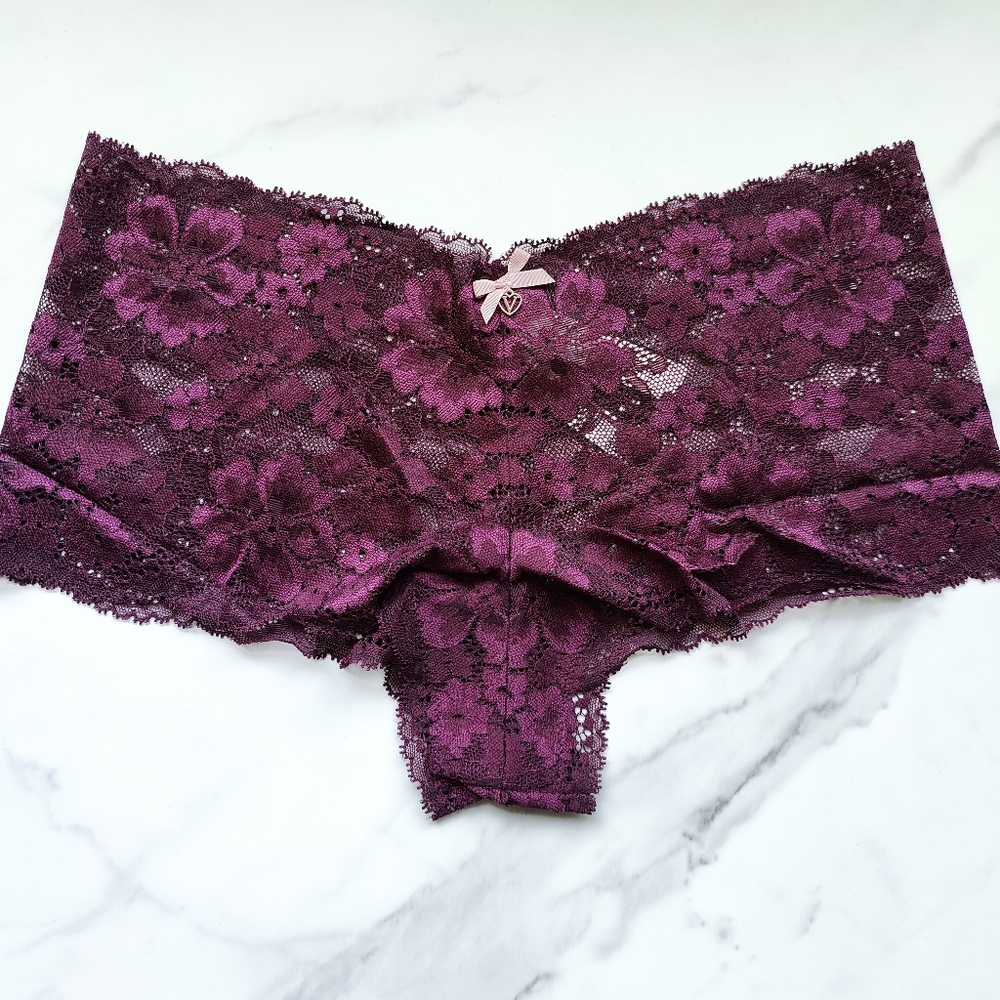 NWT VICTORIA'S SECRET BODY BY VICTORIA LACE BOYSHORT PANTY IN KIR SIZE SMALL
